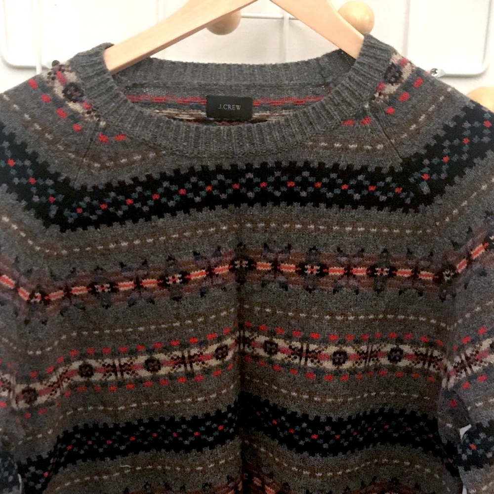 Gray lambs wool J. Crew sweater fair isle cozy  ❄️